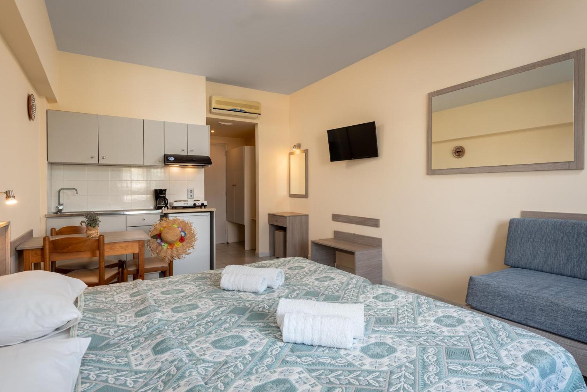 יאליסוס Ilyssion Holidays Hotel חדר תמונה