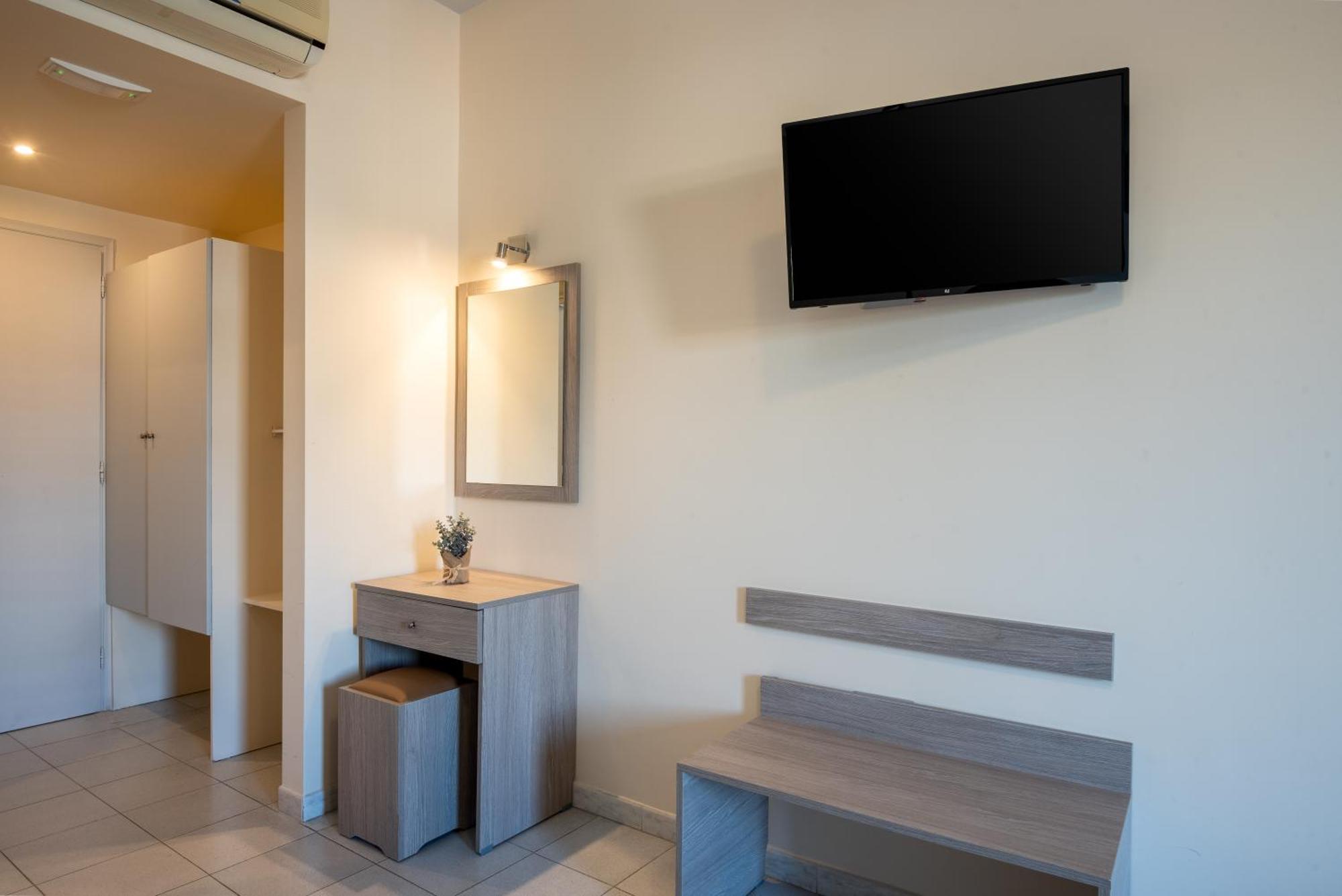 יאליסוס Ilyssion Holidays Hotel חדר תמונה